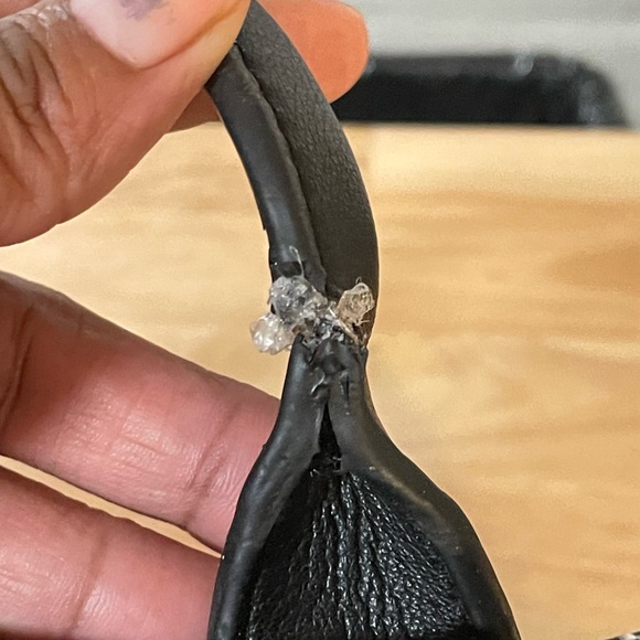 Juicy Couture Crossbody black/gray double handles adjustable strap 11 x 7 in - Picture 8 of 10